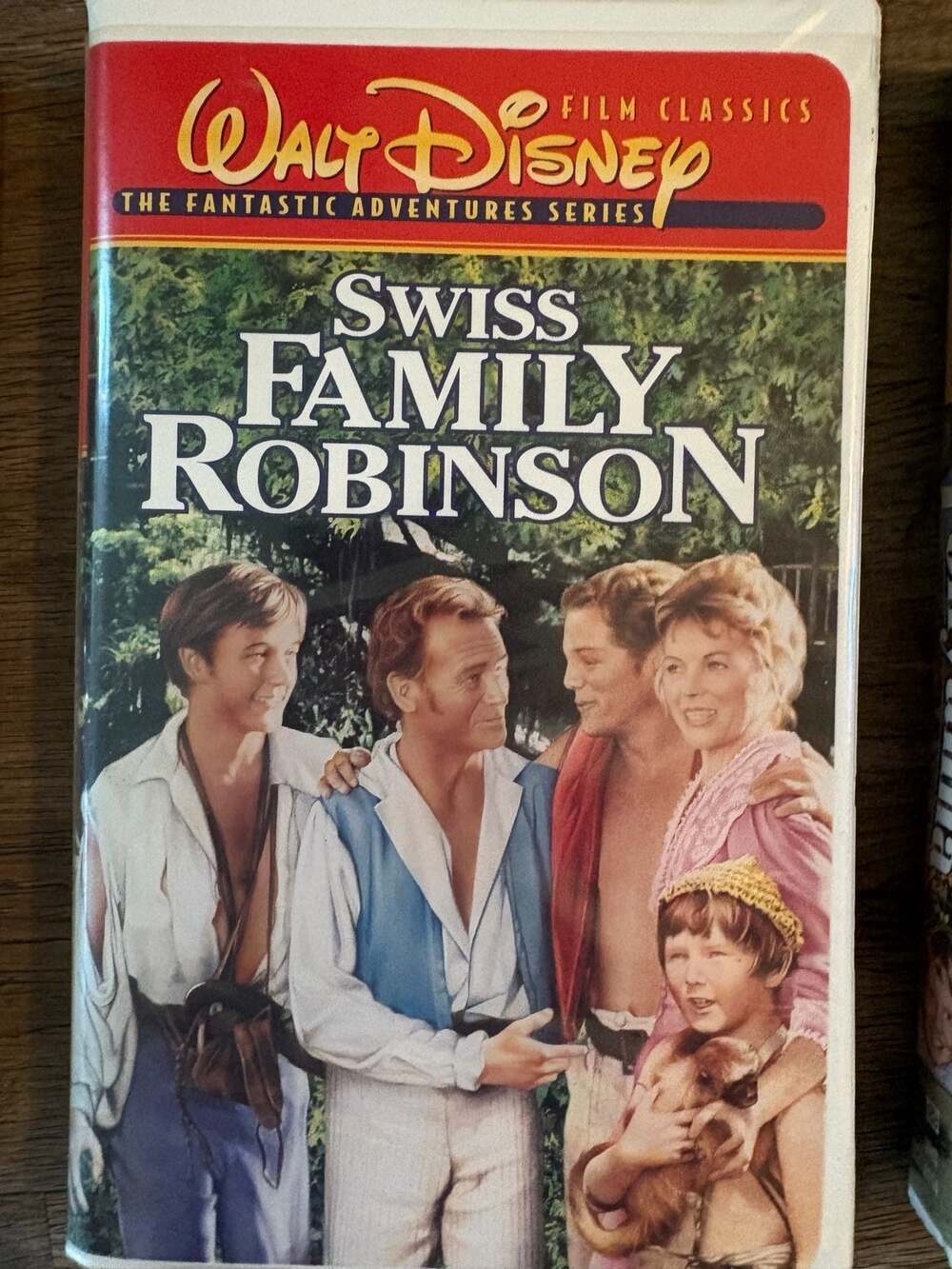 Lot of 3 Vintage Walt Disney Family Film Collection VHS Tapes: Shiloh, Swiss Fam - Picture 3 of 11